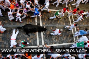 RUNNINGWITHTHEBULLSPAMPLONA7